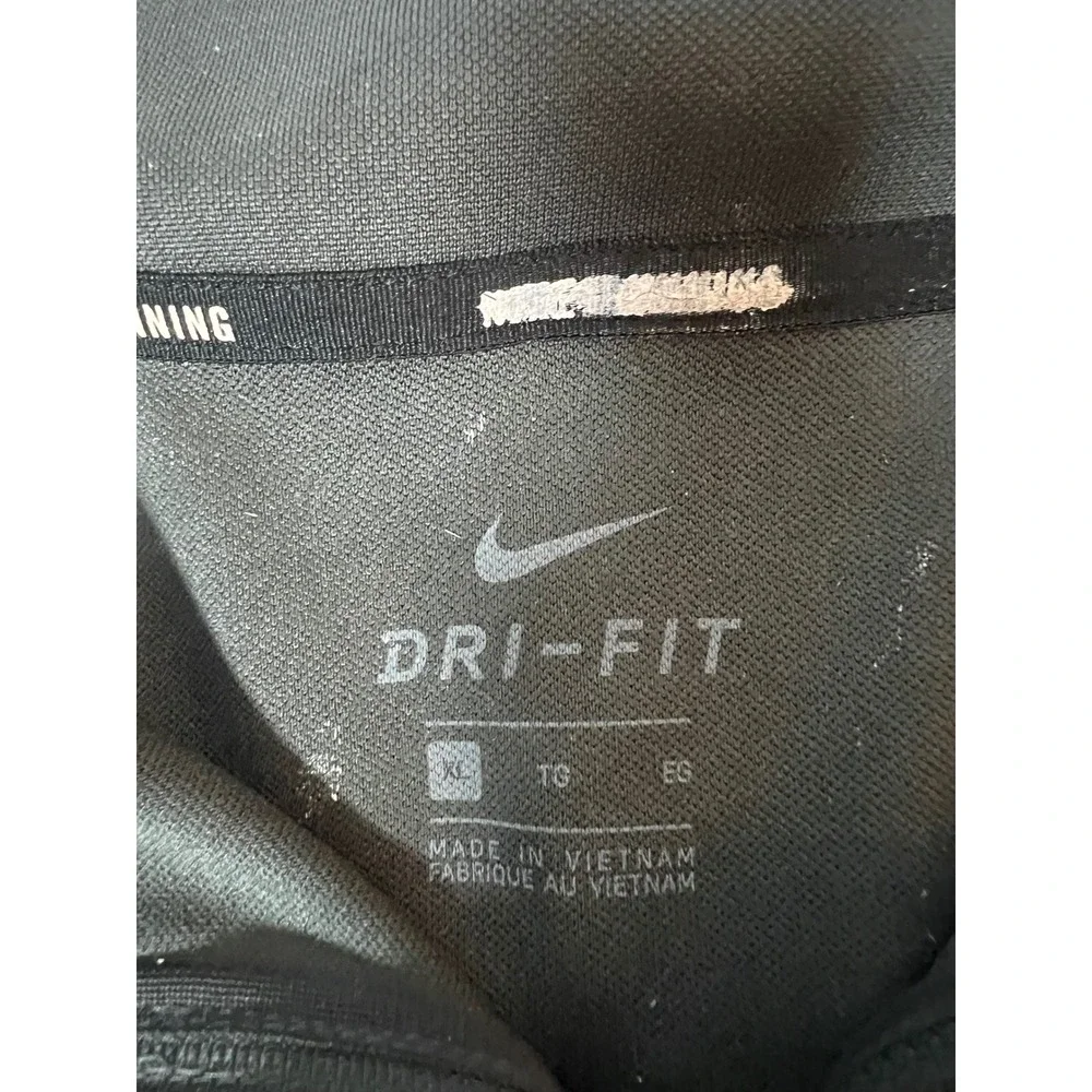 Nike zip hem